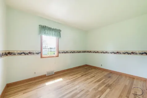 105 Seiler Street Martinton IL 60951