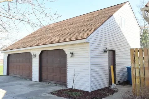 105 Seiler Street Martinton IL 60951