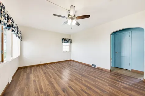 105 Seiler Street Martinton IL 60951