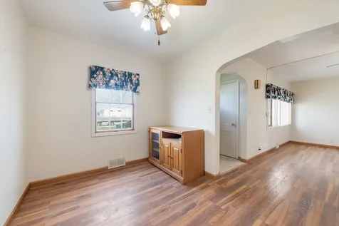 105 Seiler Street Martinton IL 60951