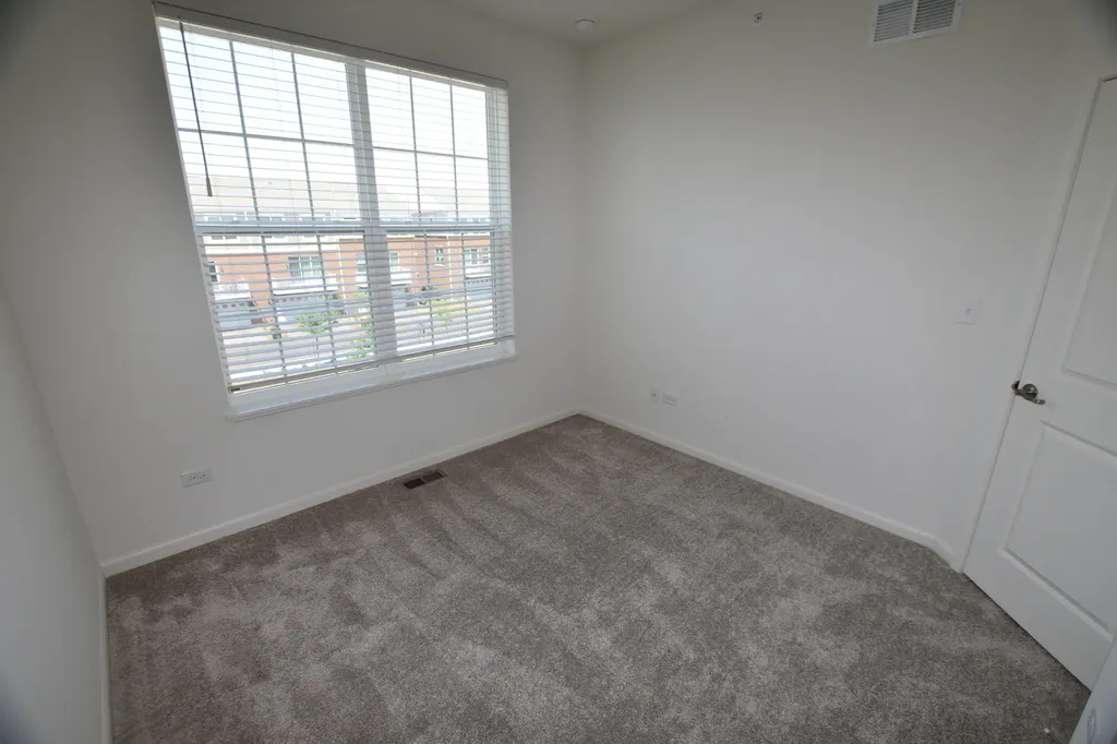 2939 Showplace Drive Naperville IL 60564