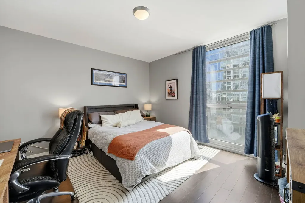 200 West Grand Avenue Chicago IL 60654