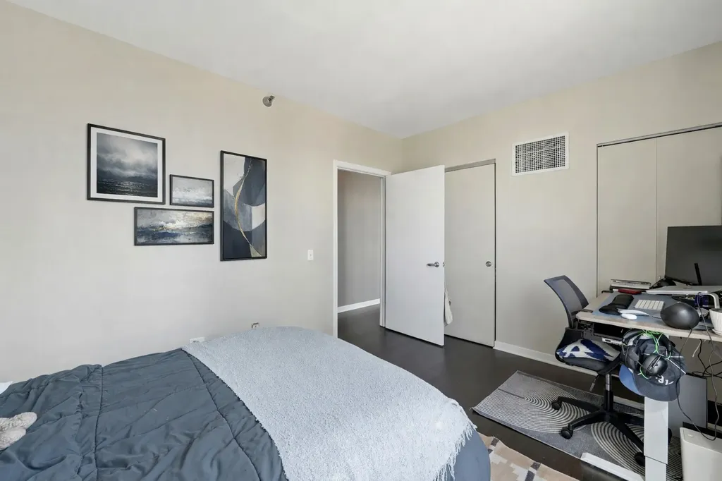 200 West Grand Avenue Chicago IL 60654
