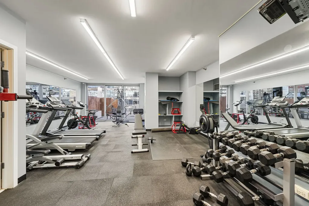 200 West Grand Avenue Chicago IL 60654