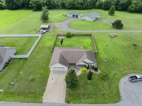 11213 Maggie Drive Marion IL 62959
