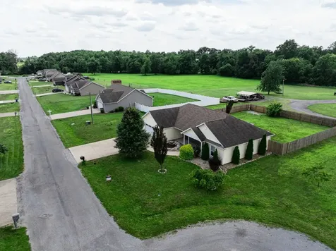 11213 Maggie Drive Marion IL 62959