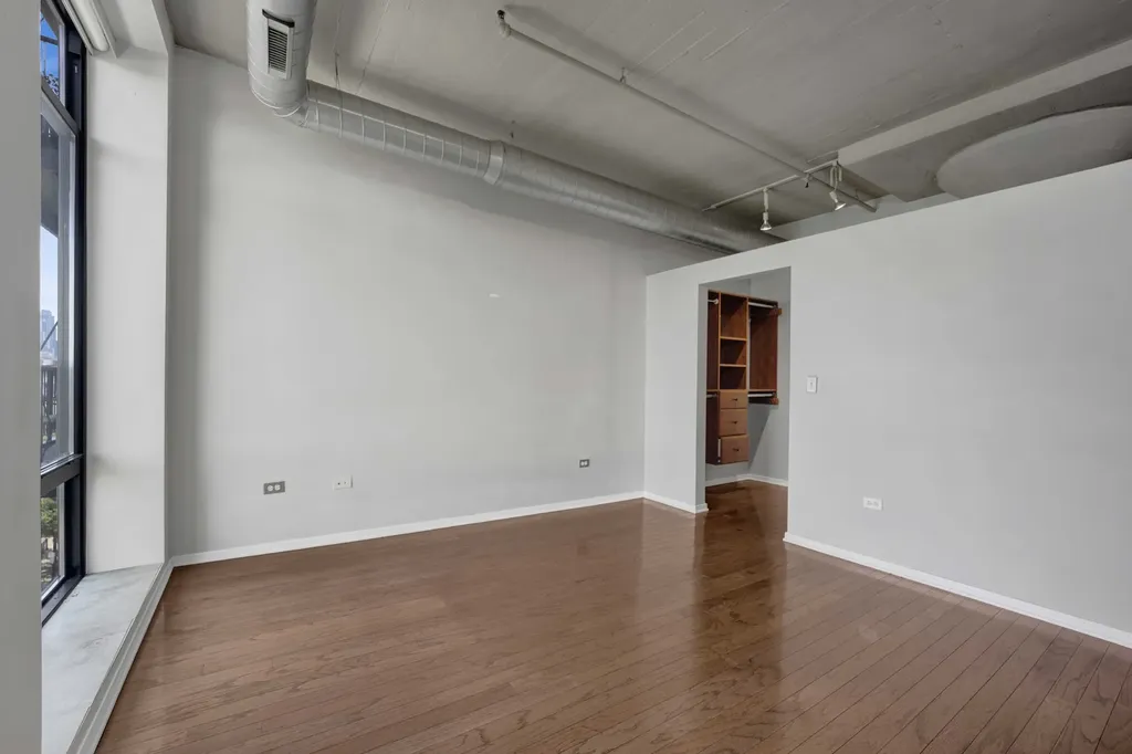 1525 South Sangamon Street S Chicago IL 60608