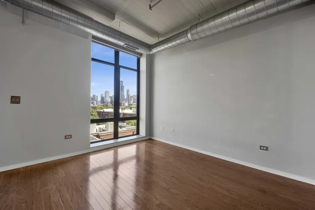 1525 South Sangamon Street S Chicago IL 60608