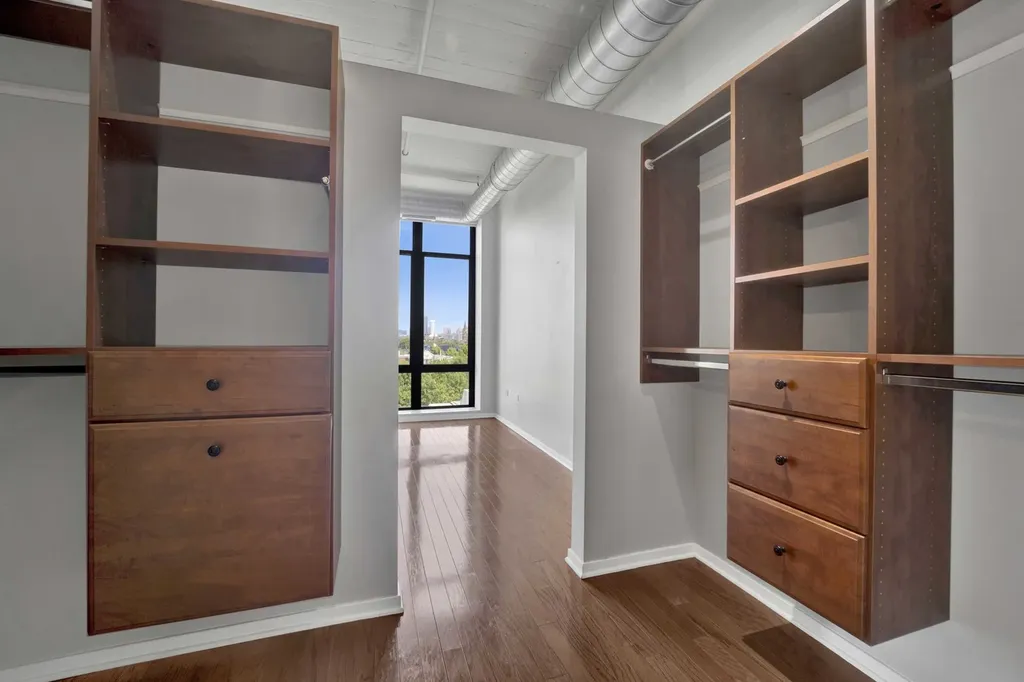 1525 South Sangamon Street S Chicago IL 60608