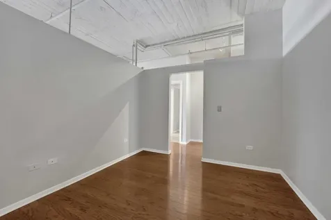 1525 South Sangamon Street S Chicago IL 60608