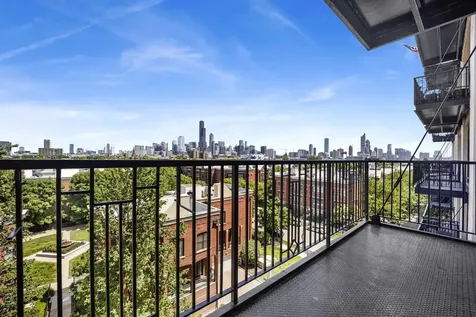 1525 South Sangamon Street S Chicago IL 60608