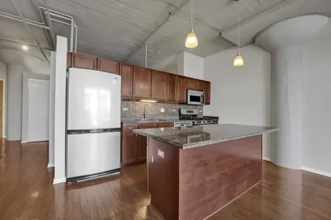 1525 South Sangamon Street S Chicago IL 60608