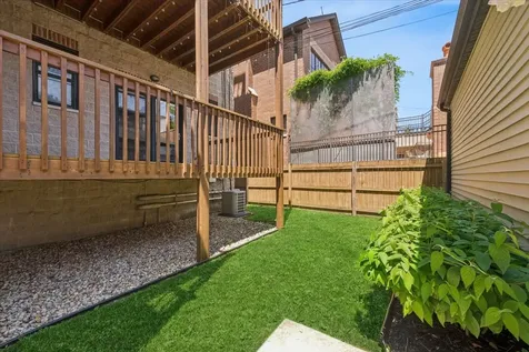 3625 North Lakewood Avenue Chicago IL 60613