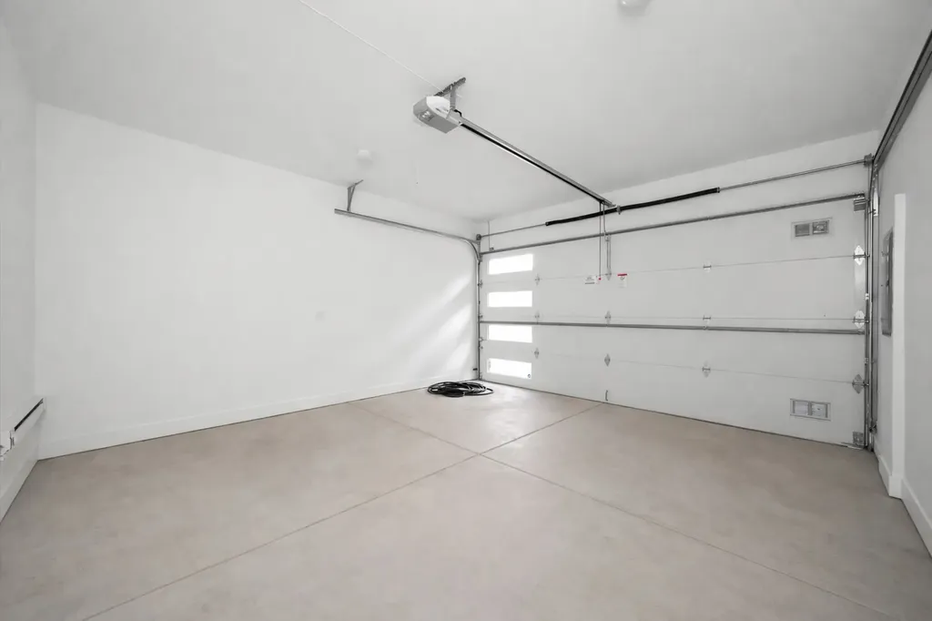 3210 North Keeler Avenue Chicago IL 60641