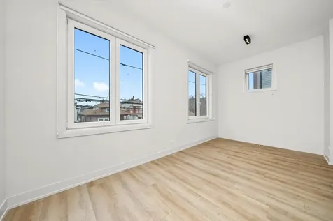 3210 North Keeler Avenue Chicago IL 60641