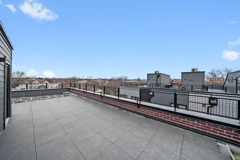 3210 North Keeler Avenue Chicago IL 60641