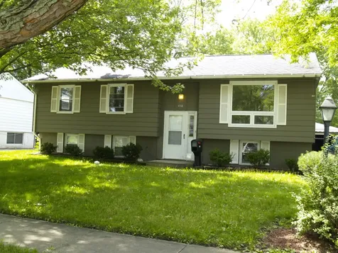 450 East Mulberry Court Glenwood IL 60425