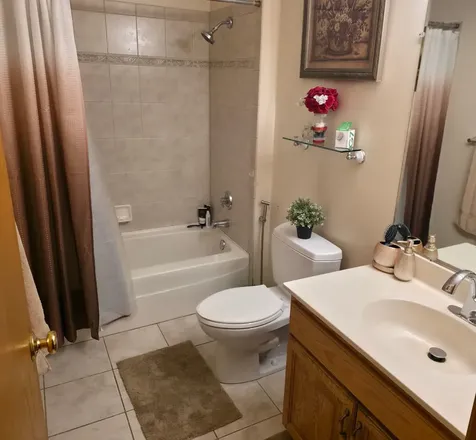 14814 Landings Lane Oak Forest IL 60452