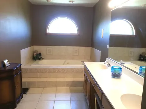 14814 Landings Lane Oak Forest IL 60452