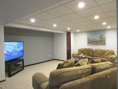 14814 Landings Lane Oak Forest IL 60452