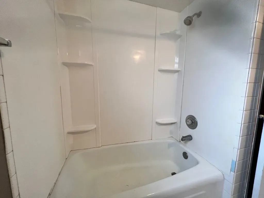 16W611 56TH Street Clarendon Hills IL 60514