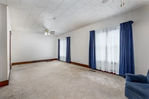 216 West 10th Street Streator IL 61364