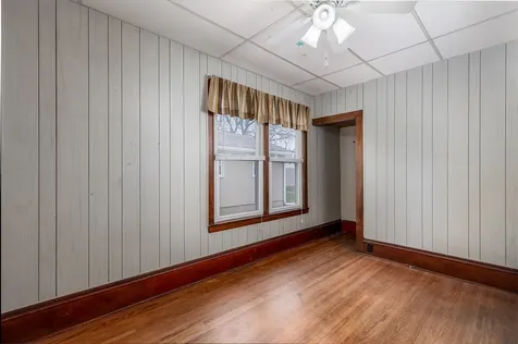 216 West 10th Street Streator IL 61364