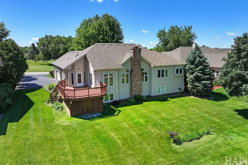 24852 West Nicklaus Way Antioch IL 60002