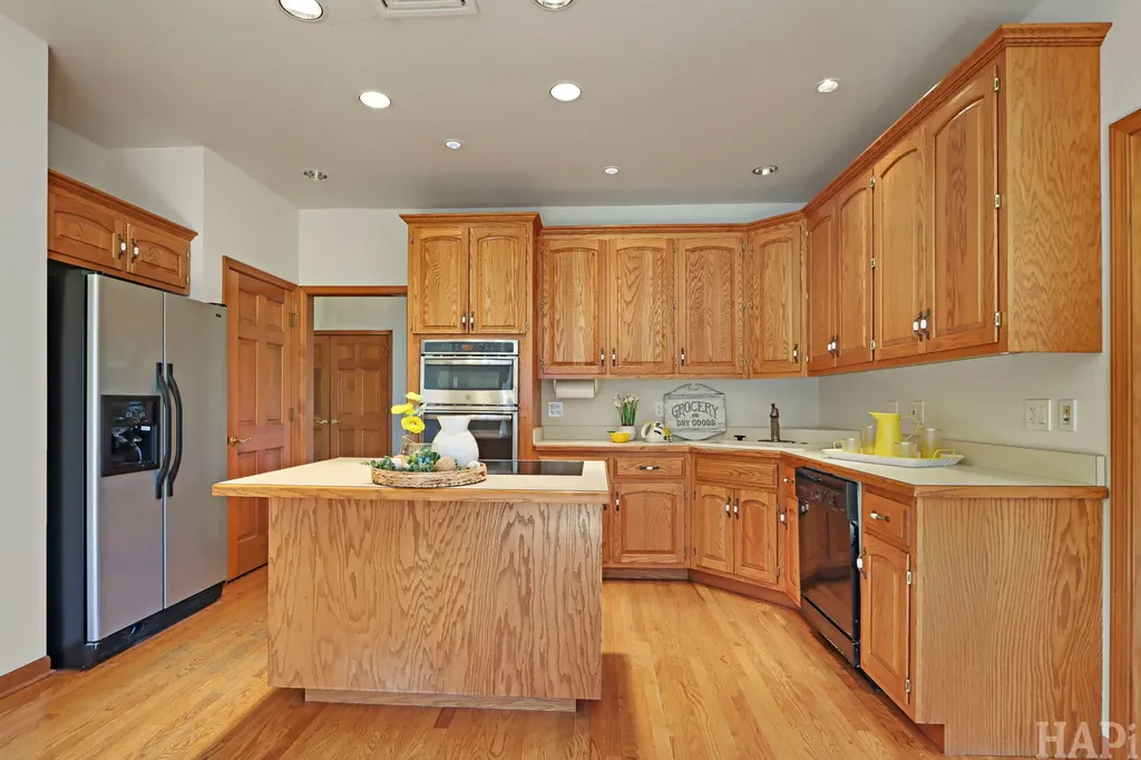 24852 West Nicklaus Way Antioch IL 60002