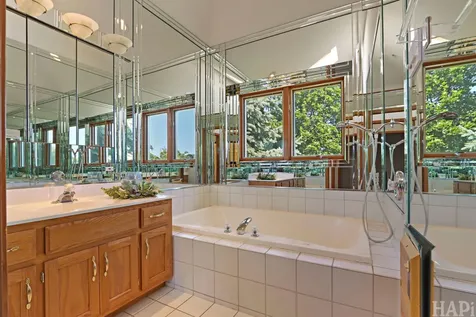 24852 West Nicklaus Way Antioch IL 60002