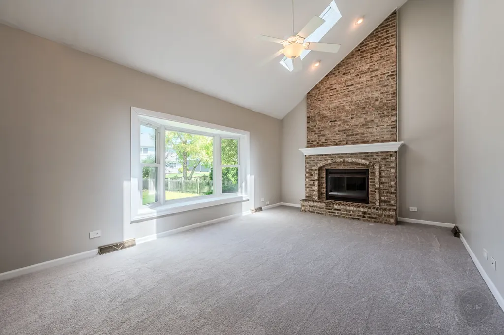 634 Brooklyn Drive Aurora IL 60502