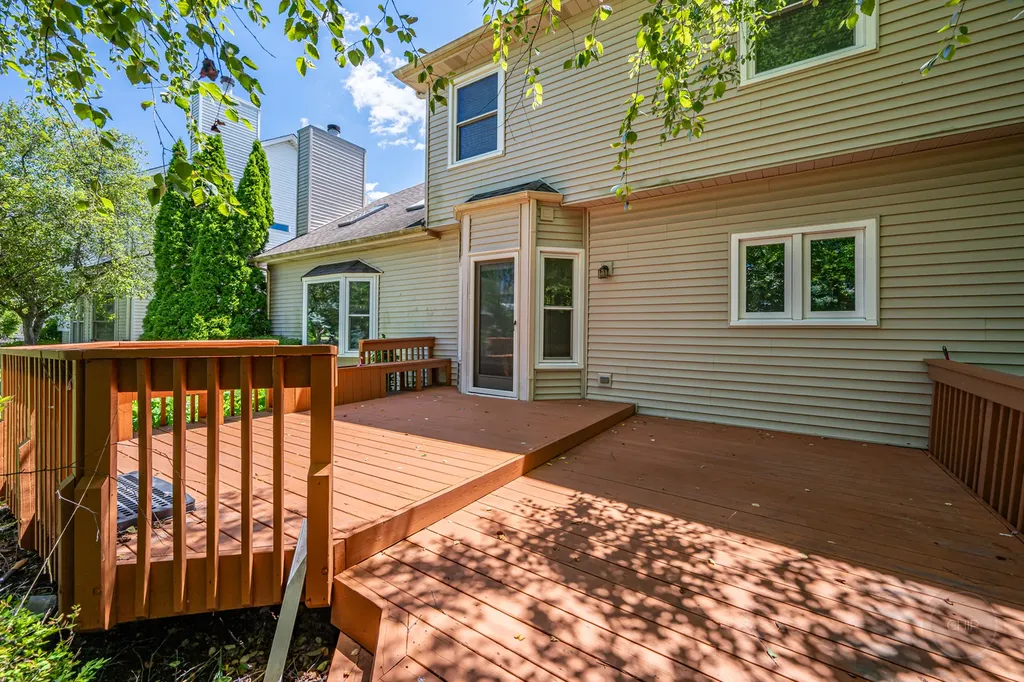 634 Brooklyn Drive Aurora IL 60502
