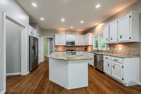 634 Brooklyn Drive Aurora IL 60502