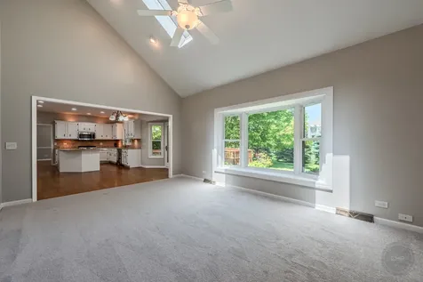 634 Brooklyn Drive Aurora IL 60502