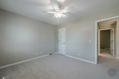 634 Brooklyn Drive Aurora IL 60502