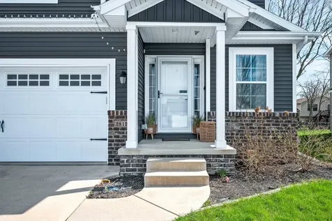 2812 Steppe Lane Bloomington IL 61705
