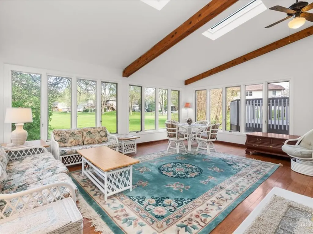 6531 Midhurst Road Downers Grove IL 60516