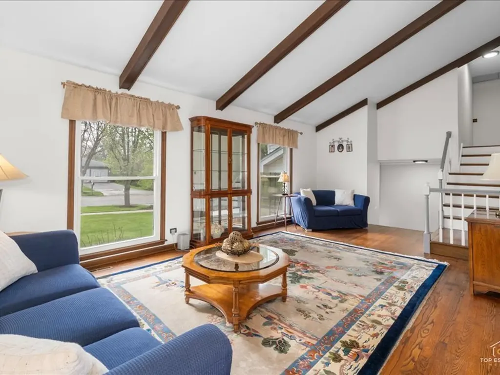 6531 Midhurst Road Downers Grove IL 60516