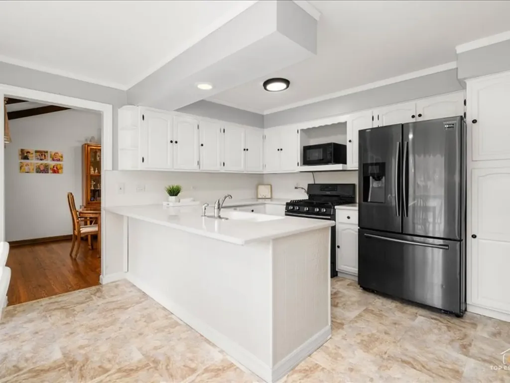 6531 Midhurst Road Downers Grove IL 60516