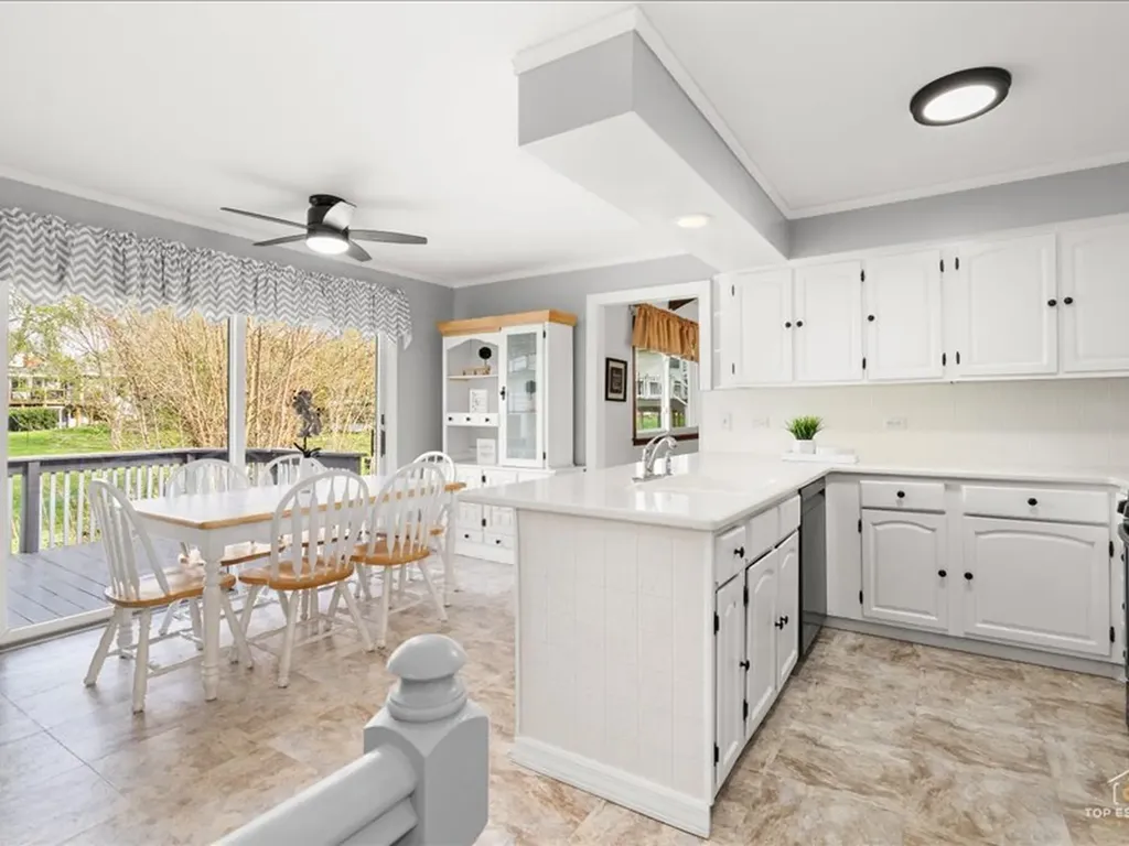 6531 Midhurst Road Downers Grove IL 60516