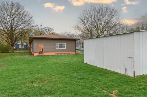 310 North 1st Street Fairbury IL 61739