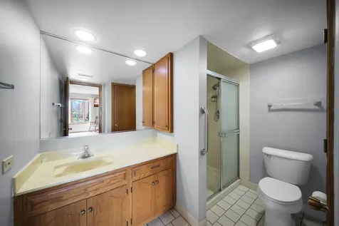 1389 Perry Street Des Plaines IL 60016