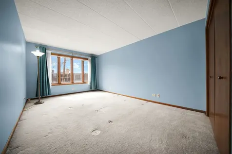 1389 Perry Street Des Plaines IL 60016
