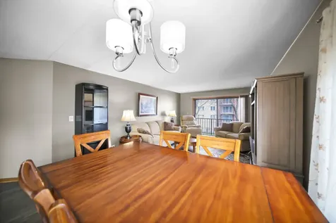 1389 Perry Street Des Plaines IL 60016