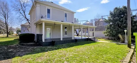 110 Duell Street Milmine IL 61855