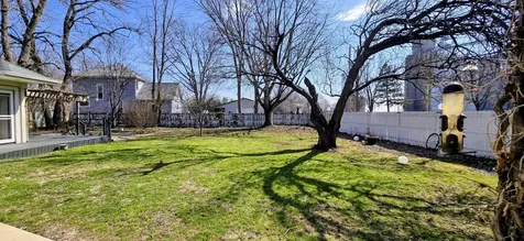 110 Duell Street Milmine IL 61855