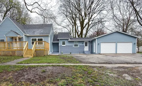 103 West 2nd Street Broadlands IL 61816