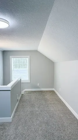 103 West 2nd Street Broadlands IL 61816