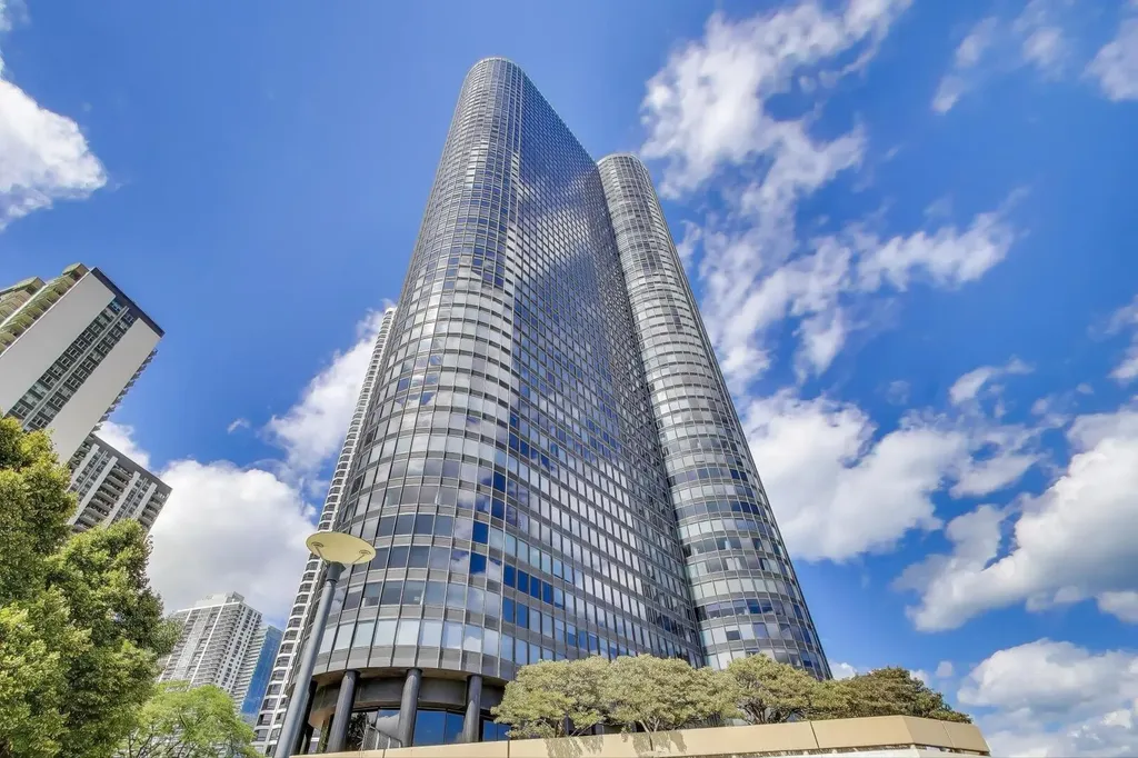 155 North Harbor Drive Chicago IL 60601
