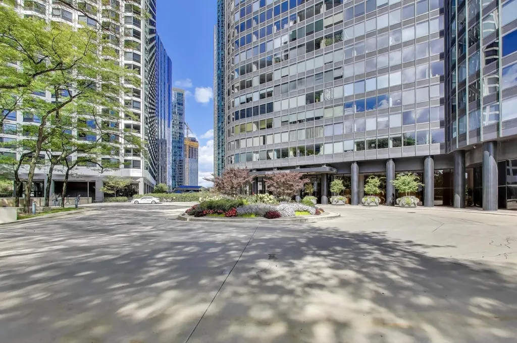 155 North Harbor Drive Chicago IL 60601